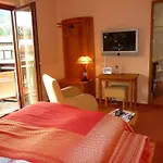 Landgasthof Linde Hotel 4*